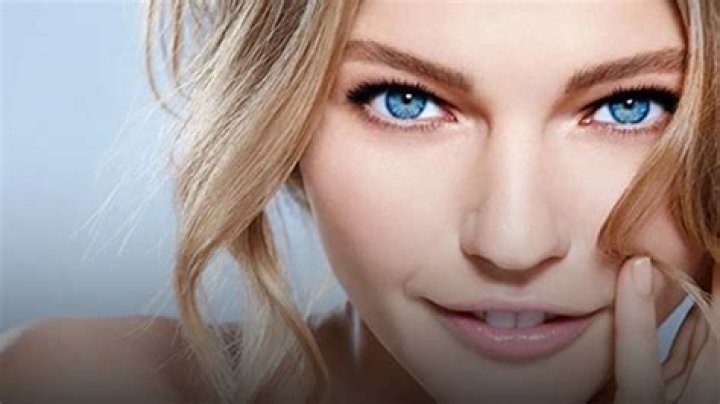 Are blue eyes the prettiest?