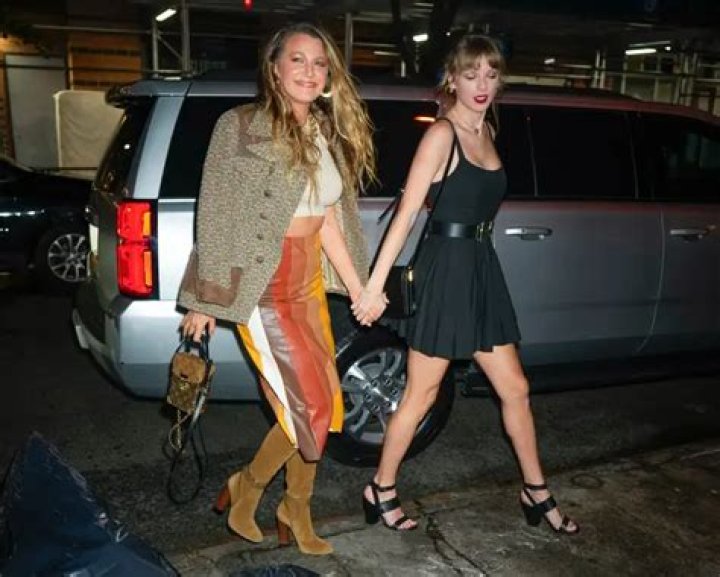 Are Taylor and Karlie still friends?