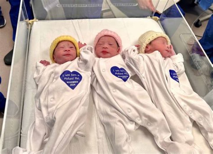 Are there scholarships for triplets?