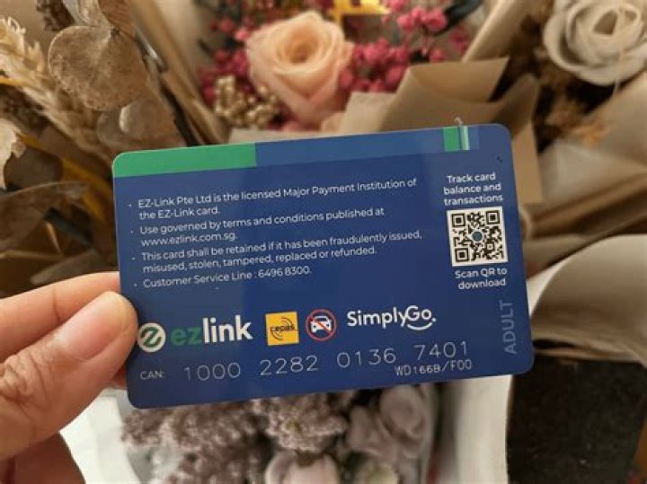 CAN expired EZLink card be refunded?