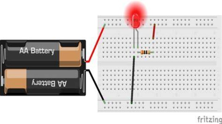 Can Fritzing simulate circuits?