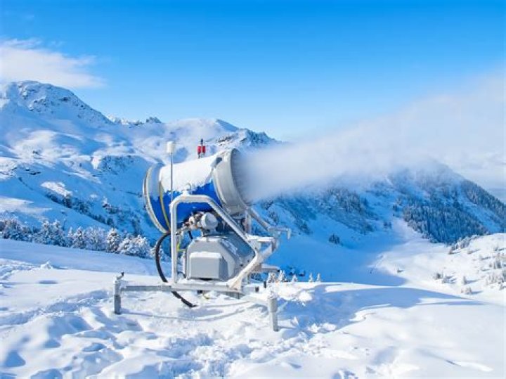Can you use a snow machine in the summer?