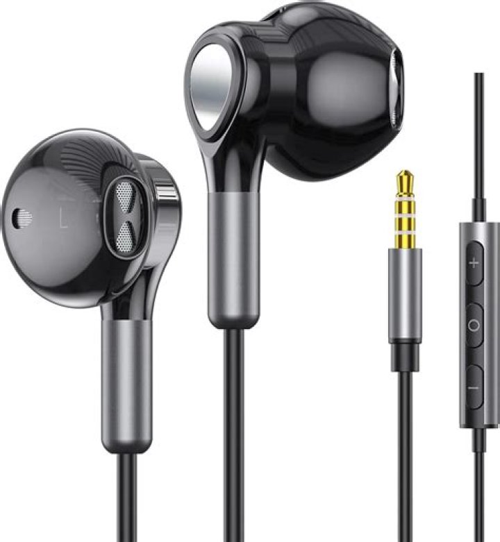 Can you use iPhone headphones in the shower?