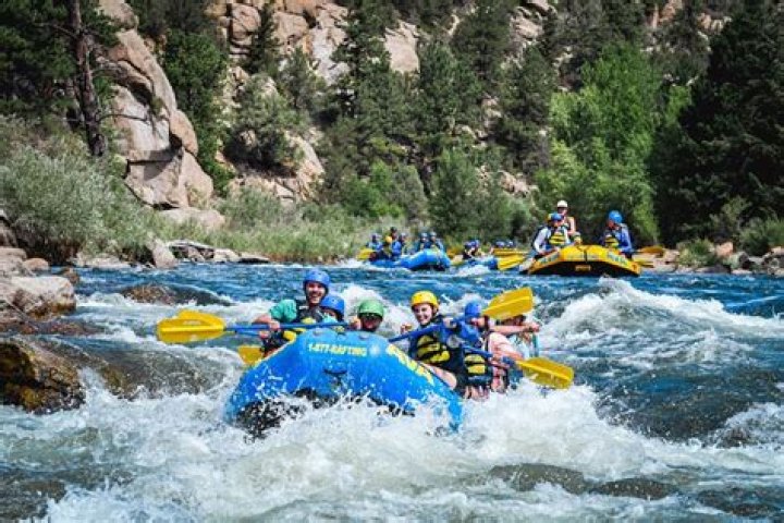 Can you whitewater raft in Arkansas?