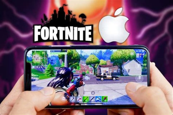 ¿Cómo jugar fortnite en celular no compatible?