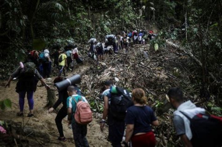 ¿Cuál es la ruta de Venezuela a Panamá por tierra?