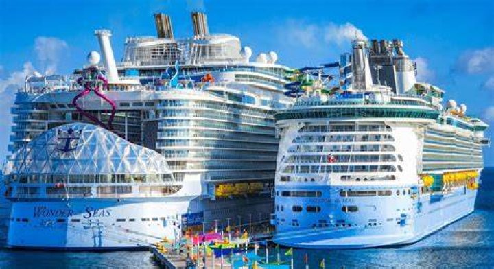 Do cruise ships go to Providenciales?