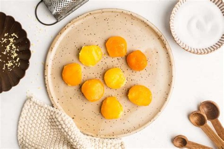 Do egg yolks help hangovers?