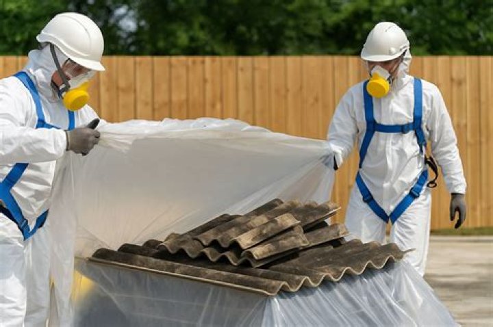 Do fp5 filters contain asbestos?