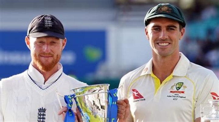 Does Ashes cricket have other teams?