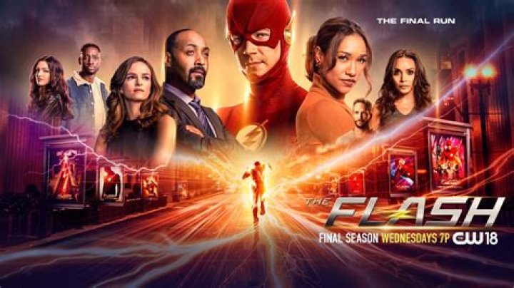 Does Barry tell the city he's the flash?
