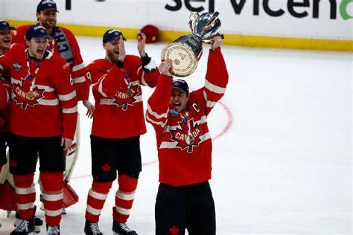 Does Maryland have hockey team?