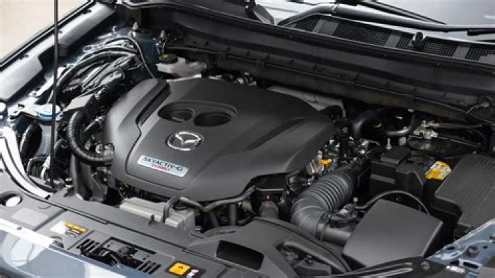 Does Mazda 3 have the same engine as Ford Focus?