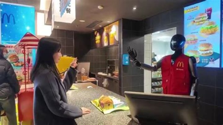 Does McDonald's use robots?