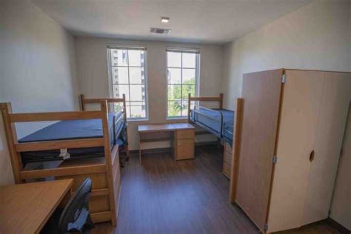 Does Oregon State University have dorms?