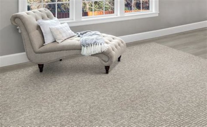 Does Shaw make wool carpet?