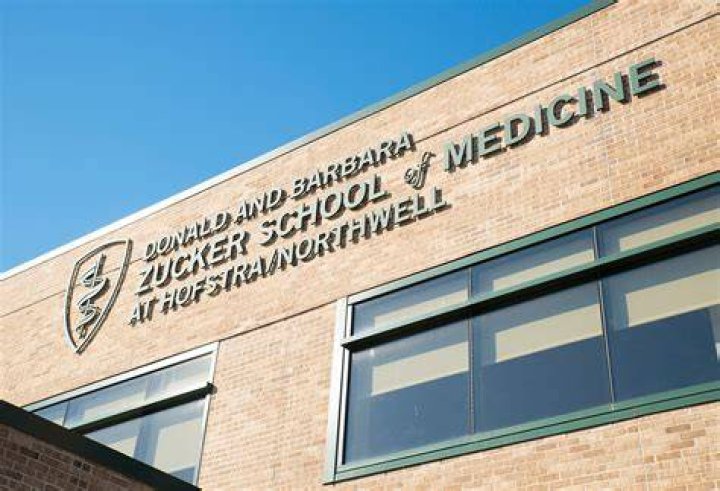 Does UCD have a medical school?