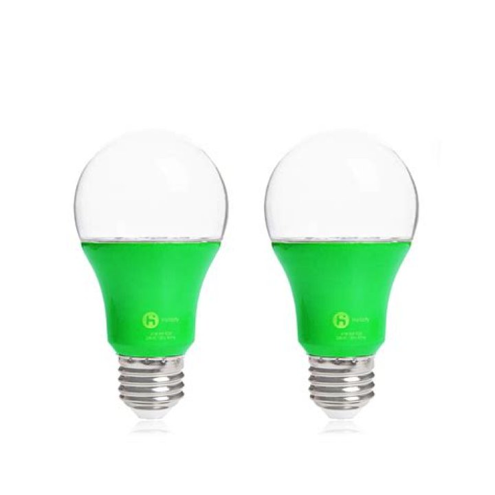 Does Walmart have green light bulbs?
