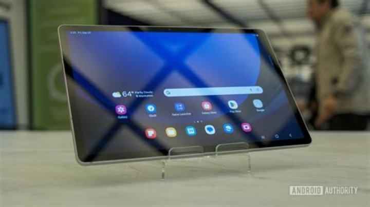 How do I add contacts to my Samsung tablet?