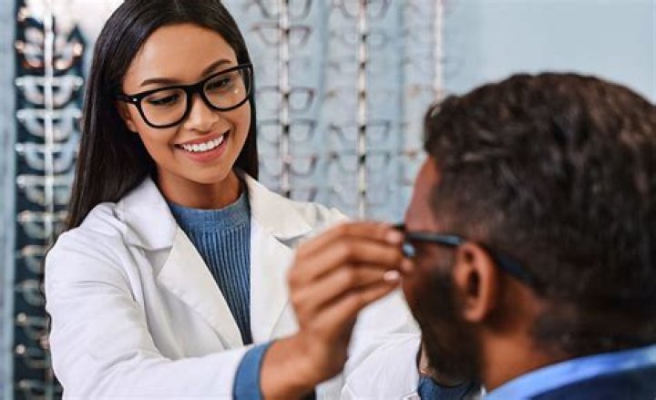 How do I become a licensed optician in Georgia?