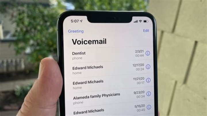 How do I block voicemail on my iPhone?