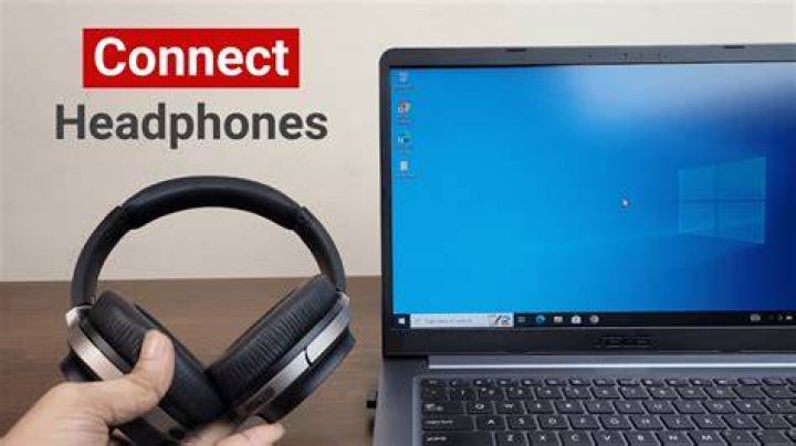 How do I connect Letscom headphones to my computer?
