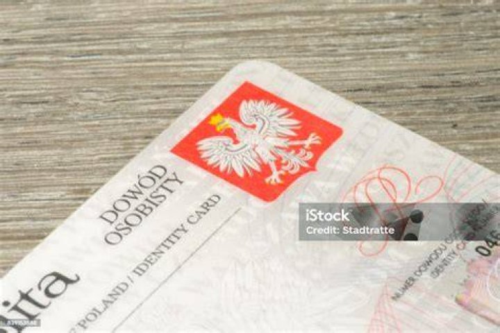 How do I get a Polish identity card?
