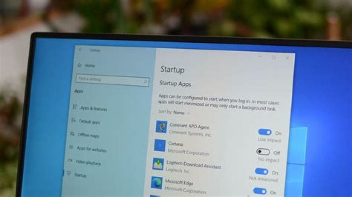 How do I get Microsoft edge to open on startup?
