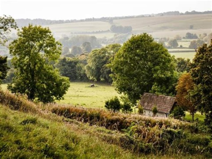How do I get to Salisbury from Old Sarum?