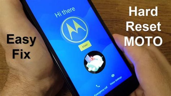 How do I hard reset my Motorola Droid?