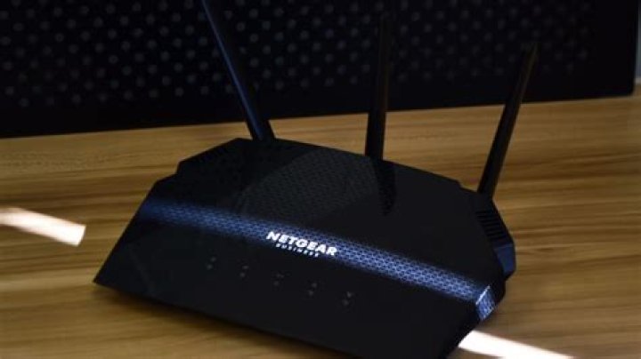 How do I turn on Netgear wireless router?