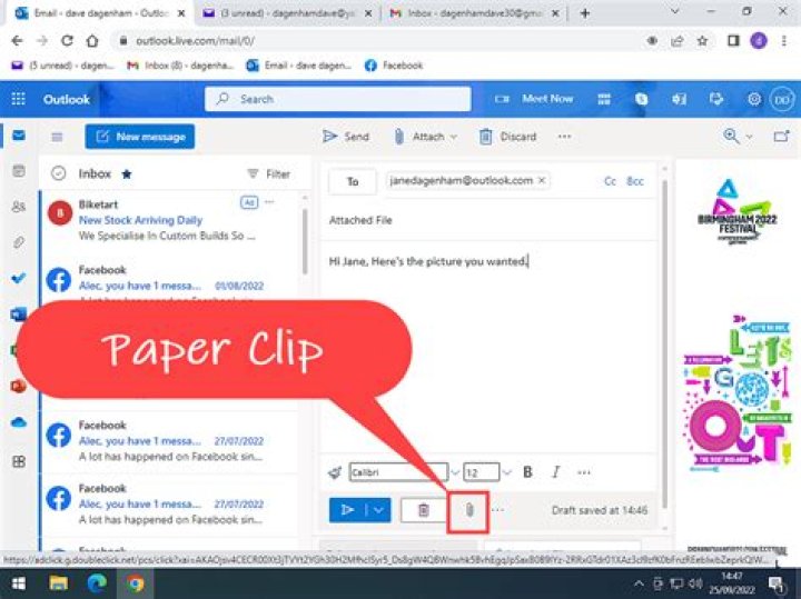 How do you do the paperclip on Snapchat?