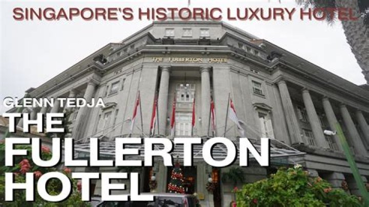 How do you get to Fullerton Hotel?