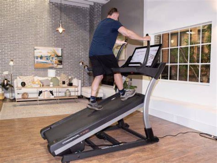 How do you make a mini treadmill?