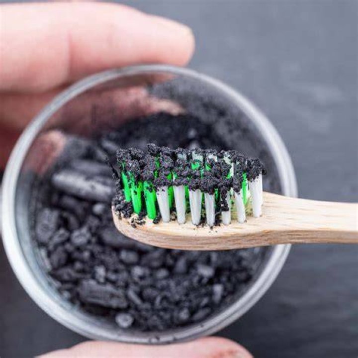 How do you make natural charcoal toothpaste?
