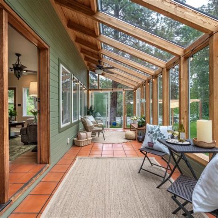 How do you stop condensation in a sunroom?