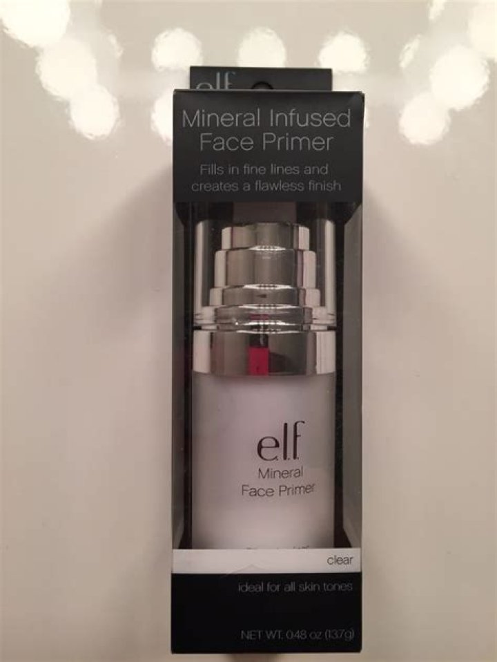 How do you use a mineral face primer?