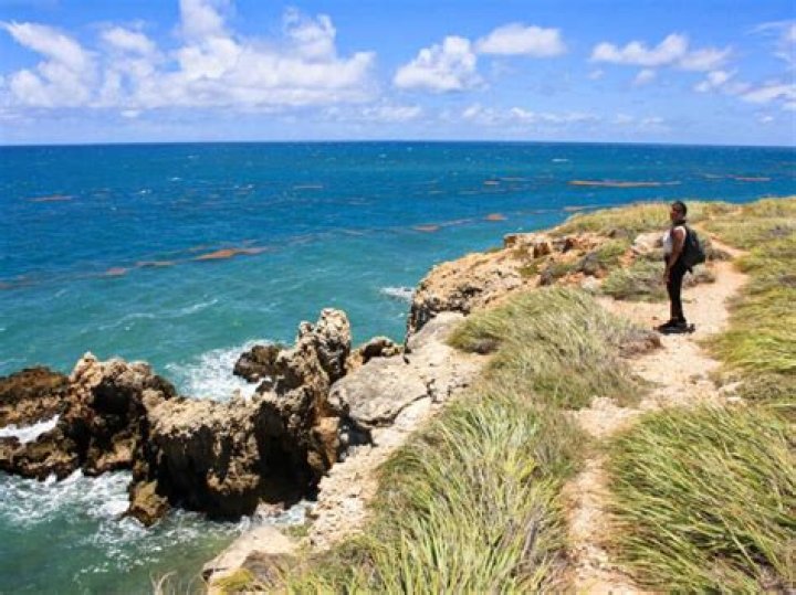 How far is San Juan from Cabo Rojo?
