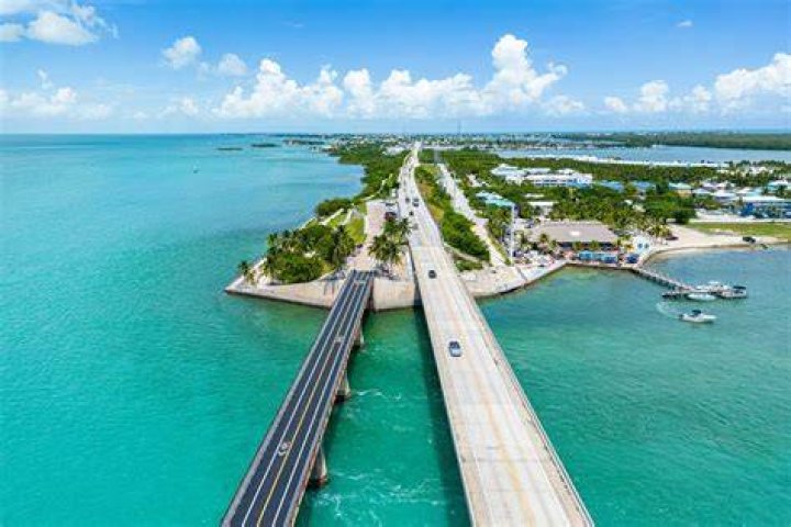 How long does it take to drive from West Palm Beach to Tampa?
