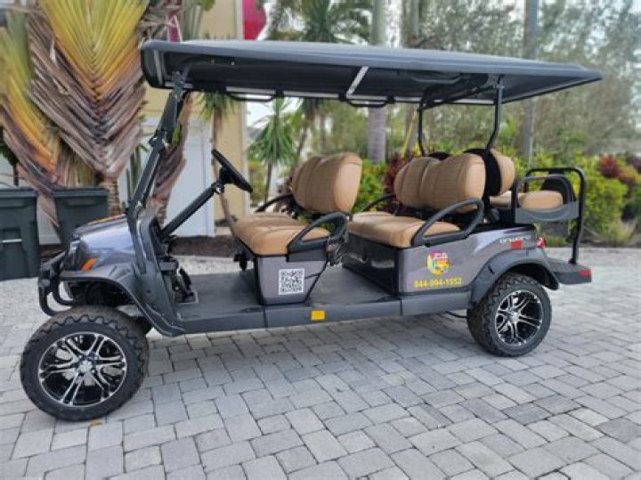 How long is a 6 passenger golf cart?
