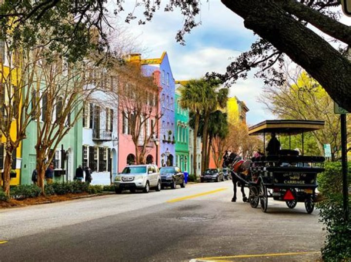 How long is the drive from Charleston to New Orleans?