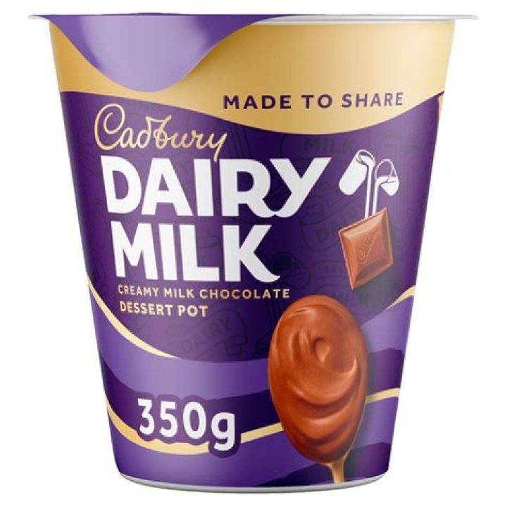 How many calories are in a Cadbury Flake Yogurt?