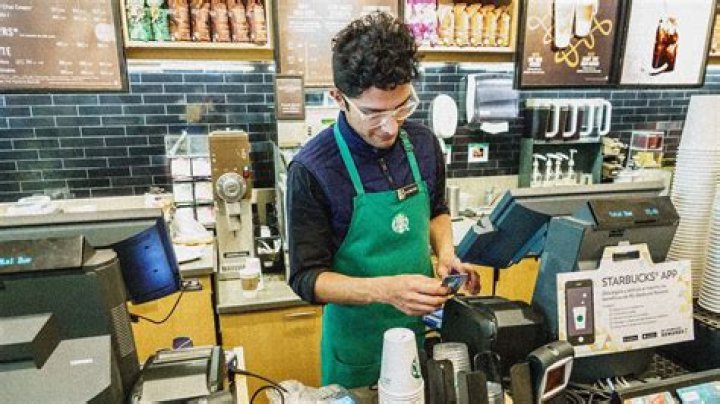 How many hours does a Starbucks barista work?