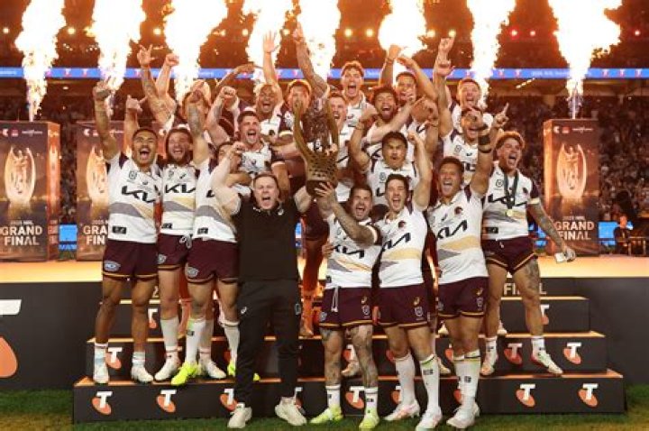 How many premierships did Kevin Sheedy coach?