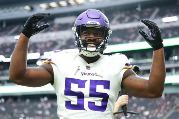 How many white players are in the NFL?