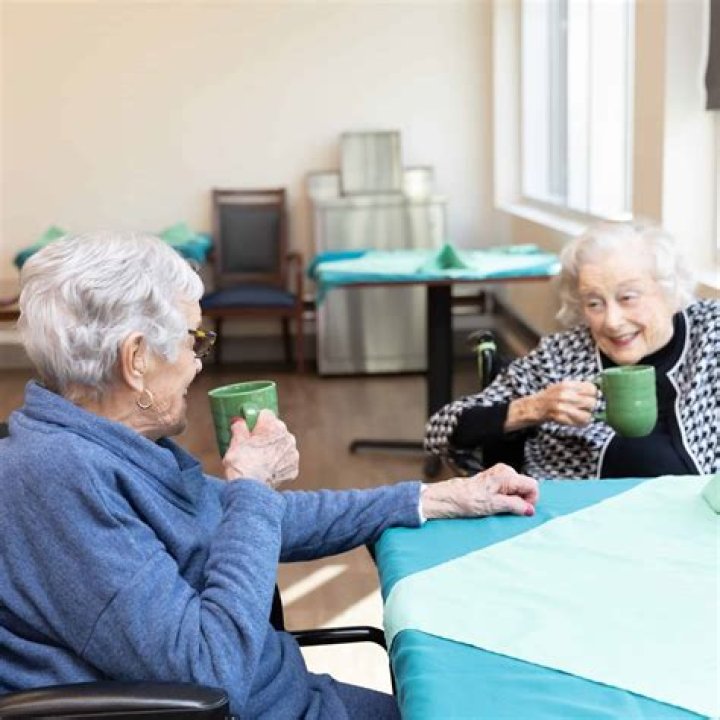 How much do certified nursing assistants make an hour?