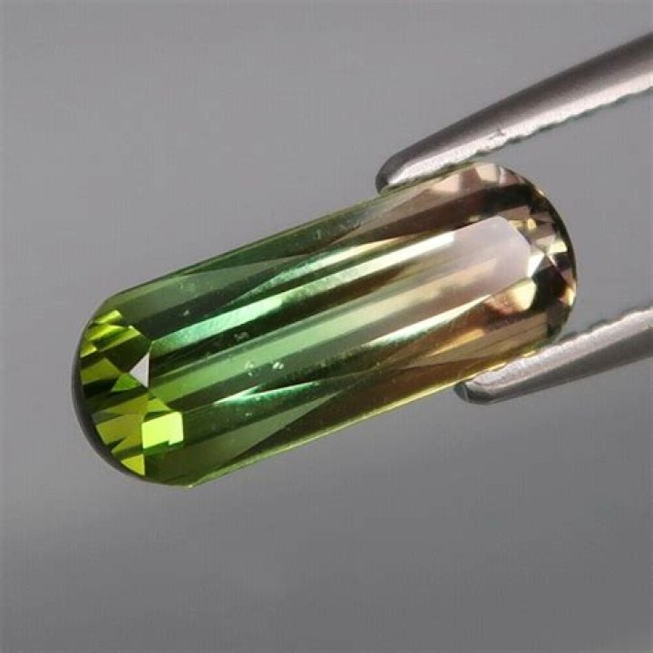 How much does tourmaline cost per carat?