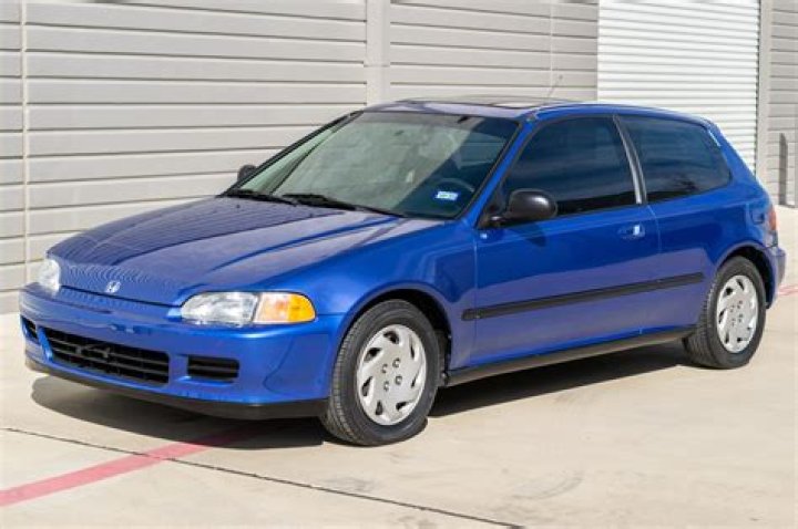 How much is a Honda Civic hatchback 2000?