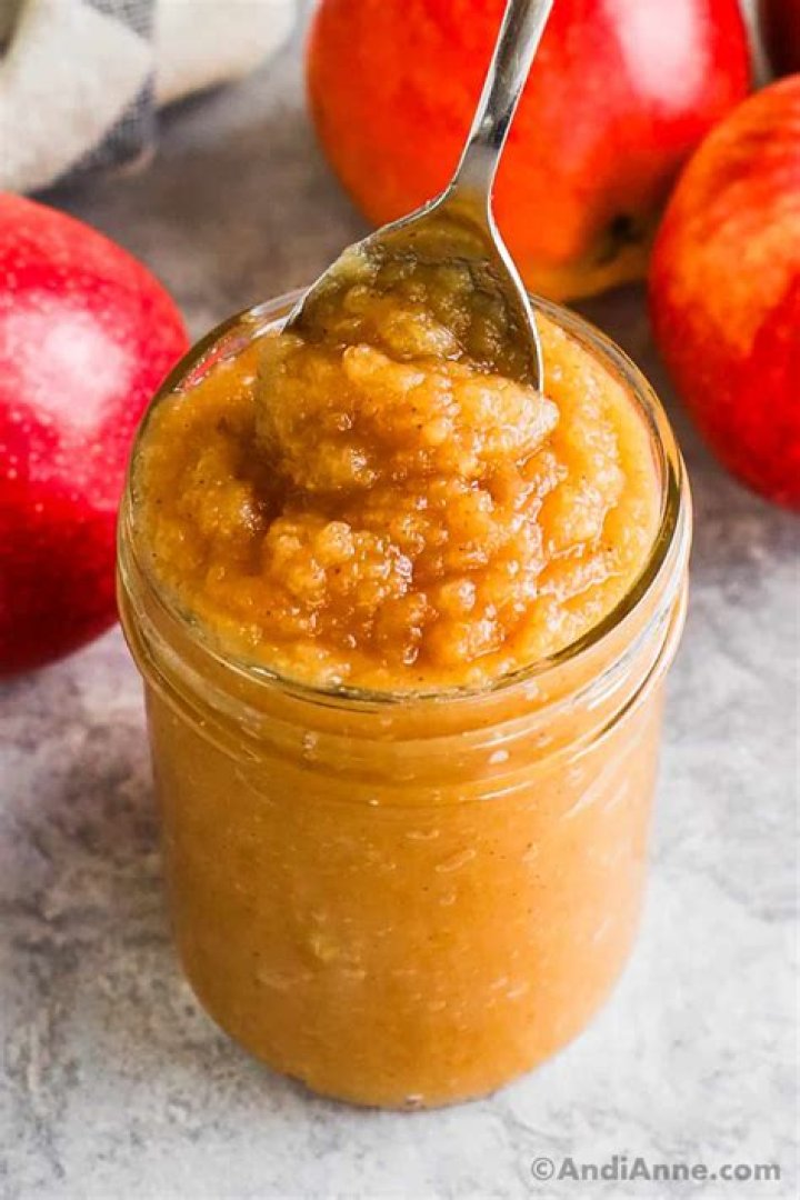 How much is in a can of applesauce?