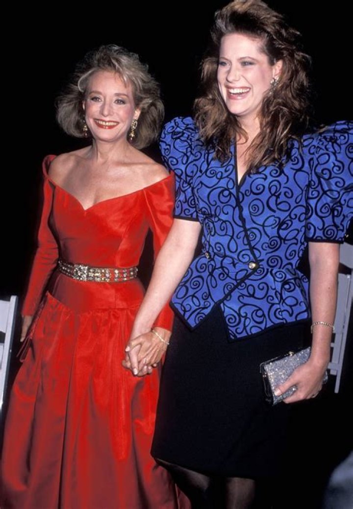 How rich is Barbara Walters?